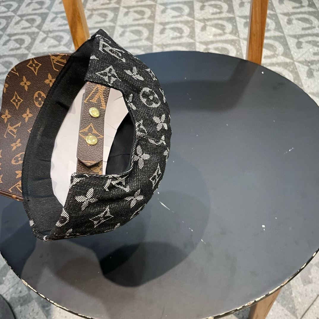 Louis Vuitton Caps